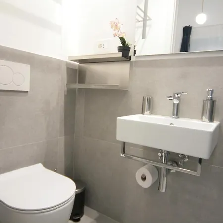 Apartment 1886 Colosseo